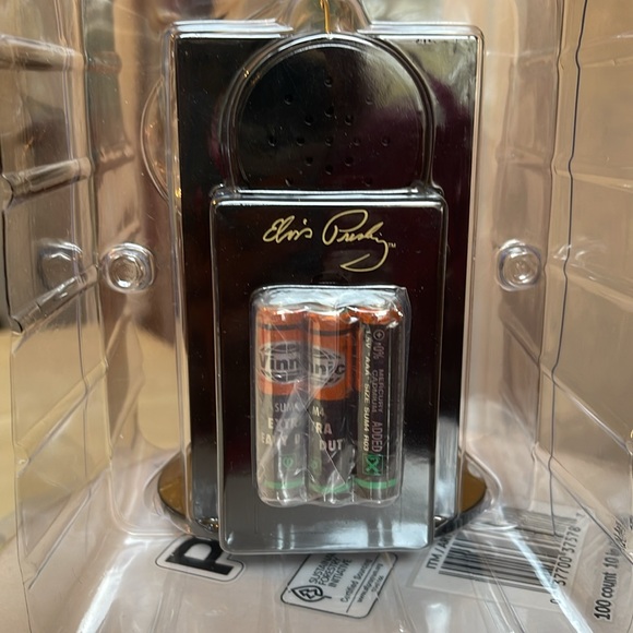 Elvis Ornament# are u lonesome tonight# - Picture 4 of 5